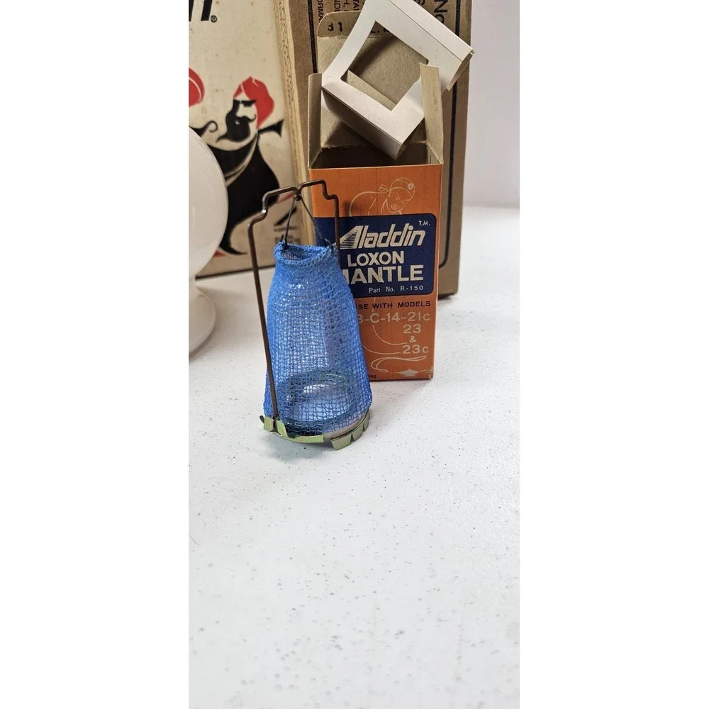 NOS Vintage Aladdin C-6104 Incandescent Oil Lamp New In Original Box